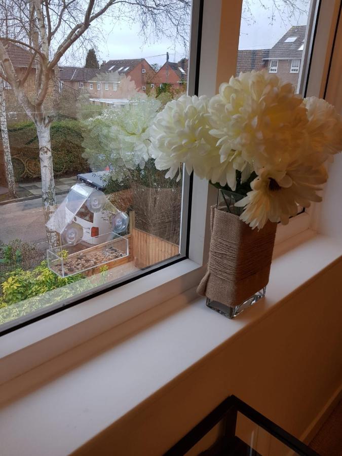 Kew Gardens - Private Double Room Richmond London - Homestay Eksteriør billede